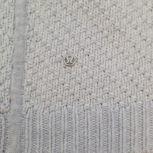lululemon athletica Sweater - Picture 2 of 11